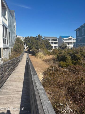 1126 Ocean Boulevard W, Supply, NC 28462