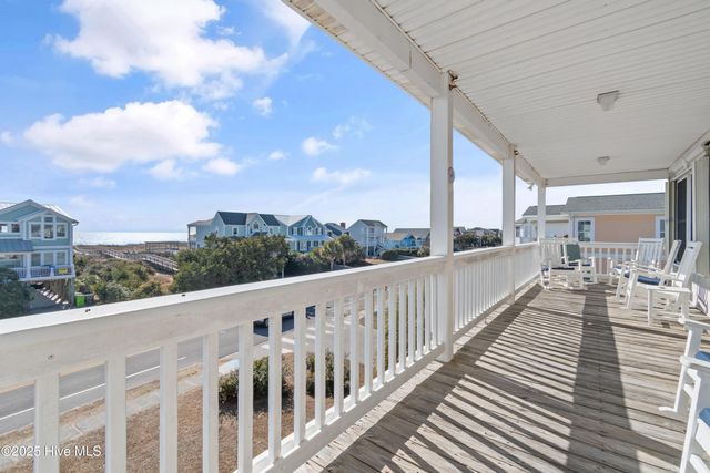 1126 Ocean Boulevard W, Supply, NC 28462