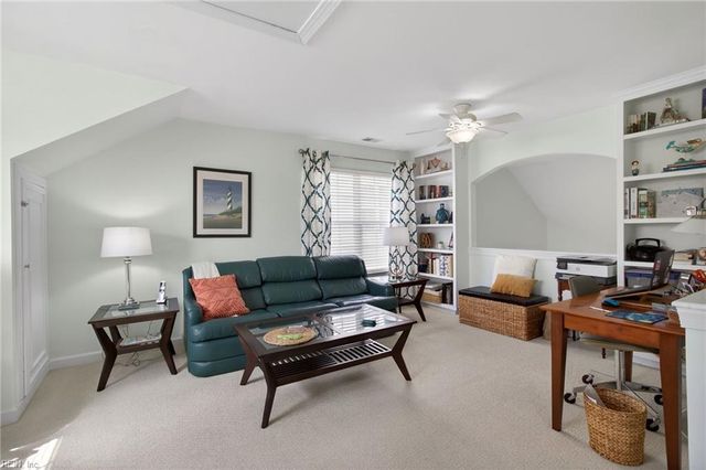 2624 Wonderland CT, Virginia Beach, VA 23456