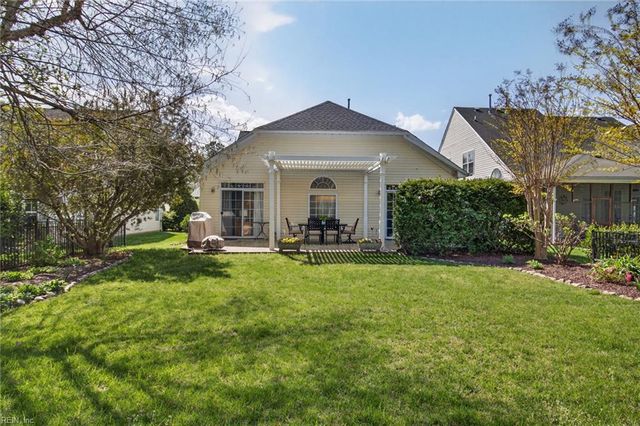 2624 Wonderland CT, Virginia Beach, VA 23456