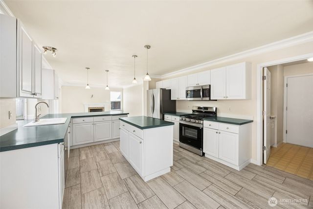 3424 Lynn Ct NE, Lacey, WA 98516