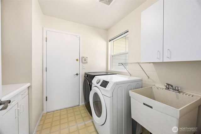 3424 Lynn Ct NE, Lacey, WA 98516