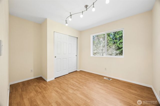 3424 Lynn Ct NE, Lacey, WA 98516