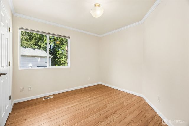 3424 Lynn Ct NE, Lacey, WA 98516