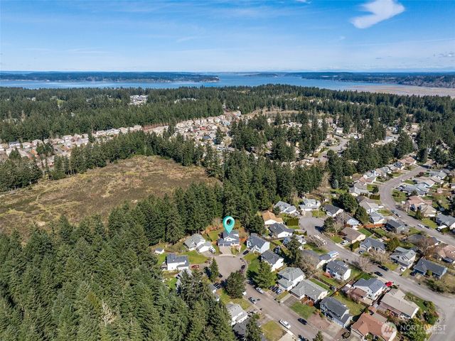 3424 Lynn Ct NE, Lacey, WA 98516