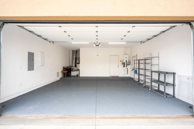 465 Calle Volver, Santa Fe, NM 87505