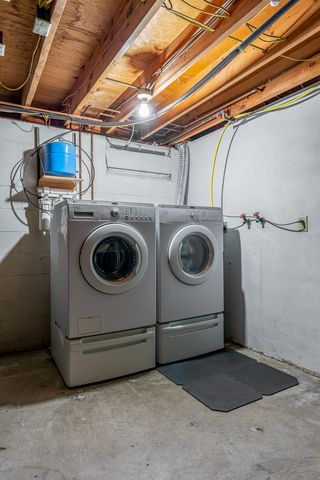 3225 28th Street Court, Rock Island, IL 61201