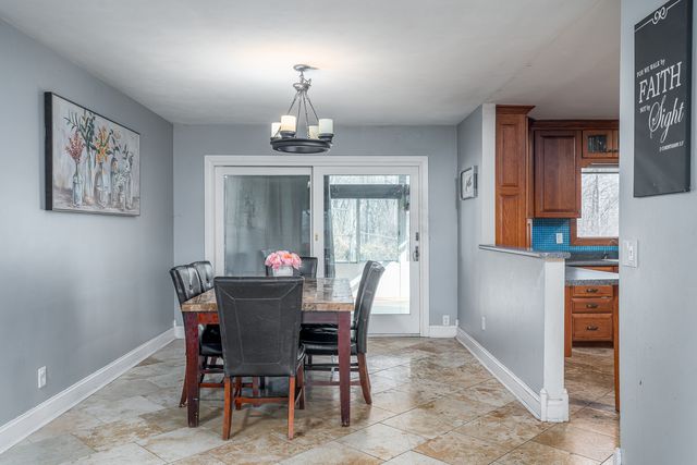 3225 28th Street Court, Rock Island, IL 61201