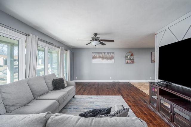 3225 28th Street Court, Rock Island, IL 61201