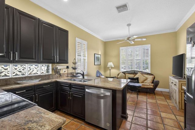 4502 Hickory Drive, Palm Beach Gardens, FL 33418