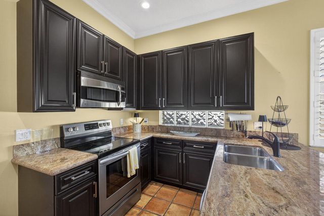 4502 Hickory Drive, Palm Beach Gardens, FL 33418