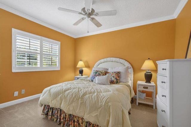 4502 Hickory Drive, Palm Beach Gardens, FL 33418