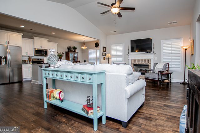 8818 St Andrews Parkway, Winston, GA 30187