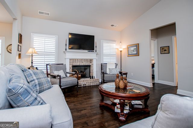 8818 St Andrews Parkway, Winston, GA 30187
