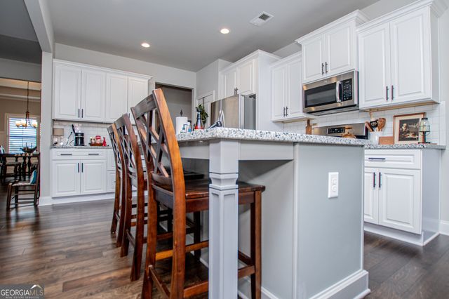 8818 St Andrews Parkway, Winston, GA 30187