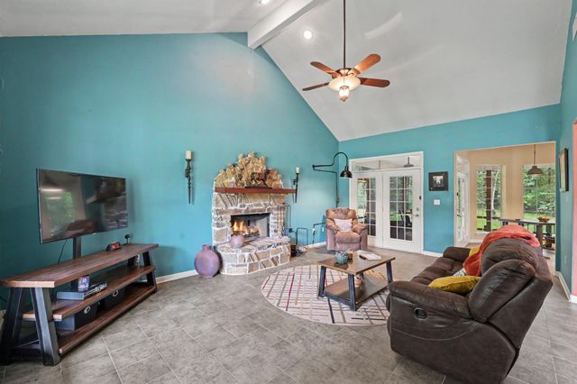 23421 Martha Williams Road, Montgomery, TX 77356