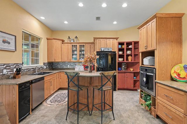 23421 Martha Williams Road, Montgomery, TX 77356