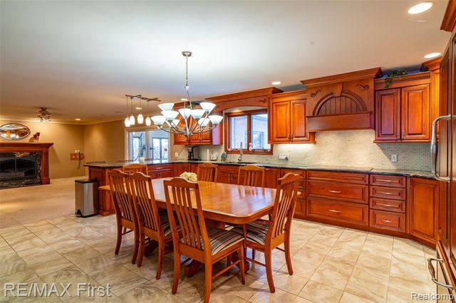 36057 Farmbrook Drive, Clinton Township, MI 48035