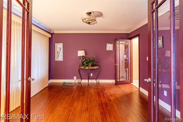 36057 Farmbrook Drive, Clinton Township, MI 48035