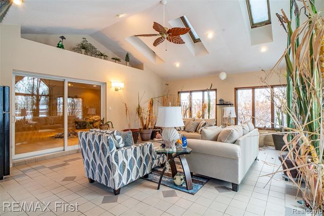 36057 Farmbrook Drive, Clinton Township, MI 48035