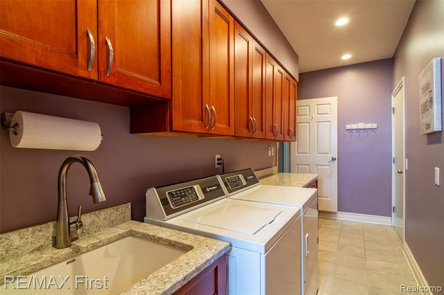 36057 Farmbrook Drive, Clinton Township, MI 48035