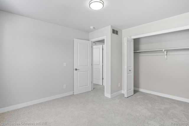 114 Parsons Lane, Saline, MI 48176