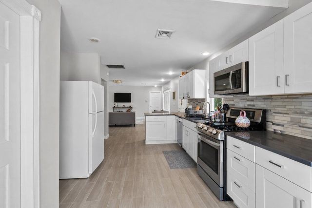 55 CENTRAL LANE, Secaucus, NJ 07094