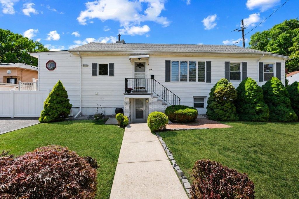 55 CENTRAL LANE, Secaucus, NJ 07094