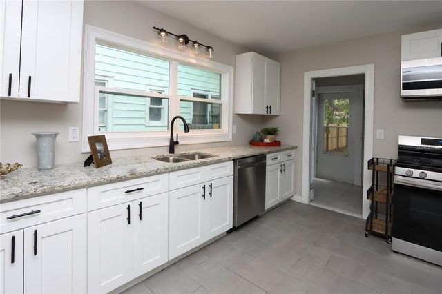 1532 13TH STREET S, St Petersburg, FL 33705