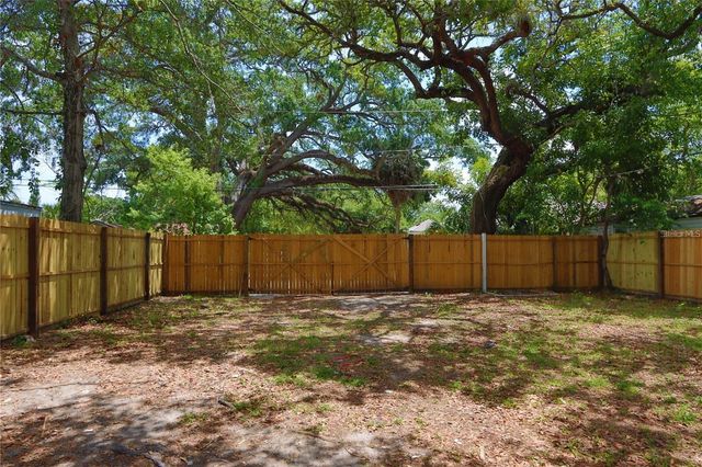 1532 13TH STREET S, St Petersburg, FL 33705