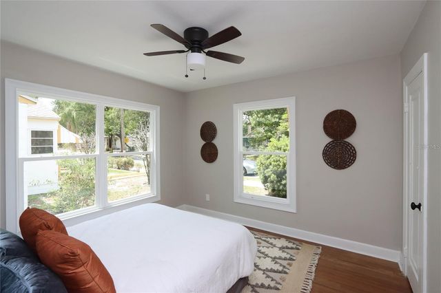 1532 13TH STREET S, St Petersburg, FL 33705