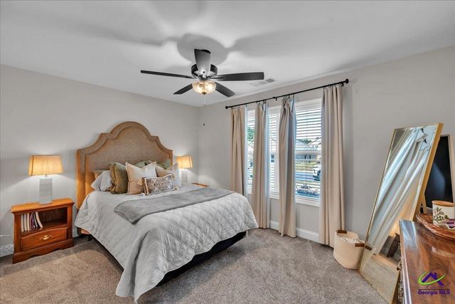137 Red Tail Circle, Byron, GA 31008