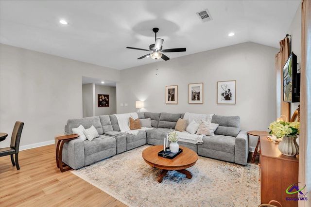 137 Red Tail Circle, Byron, GA 31008