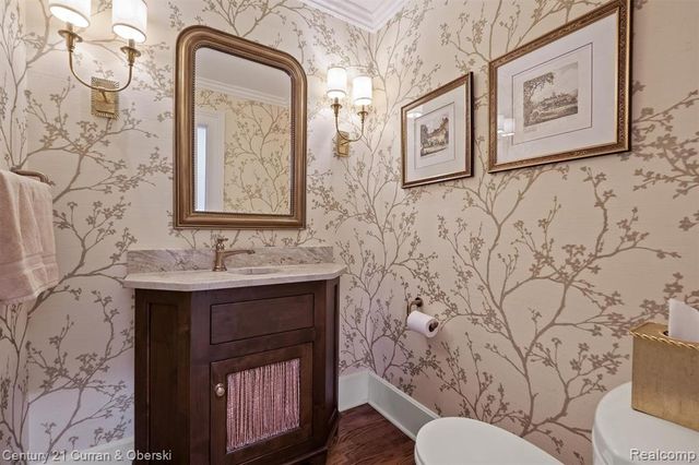 552 W Dunlap St, Northville, MI 48167