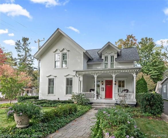 552 W Dunlap St, Northville, MI 48167