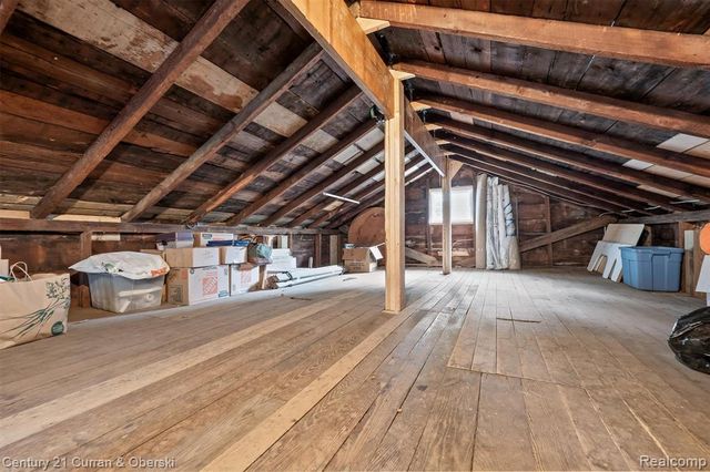 552 W Dunlap St, Northville, MI 48167