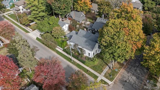 552 W Dunlap St, Northville, MI 48167