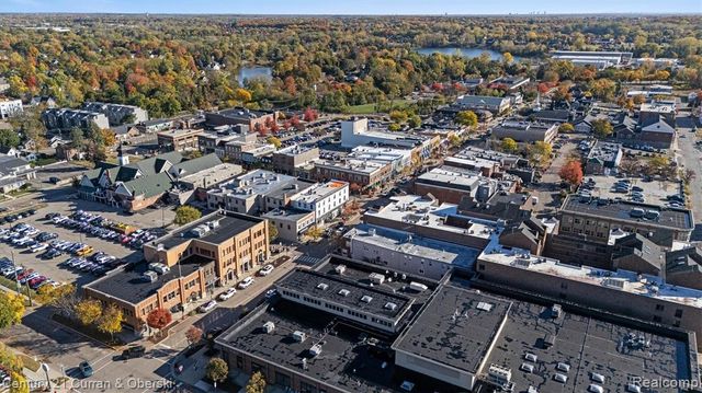 552 W Dunlap St, Northville, MI 48167