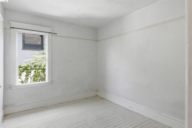 3202 Shattuck Ave, Berkeley, CA 94705