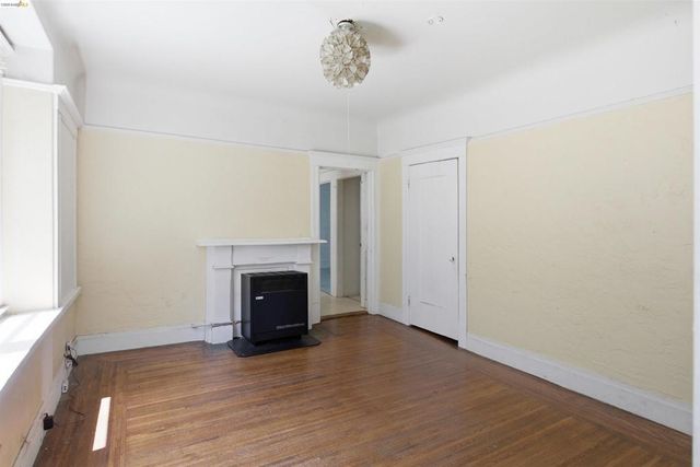 3202 Shattuck Ave, Berkeley, CA 94705