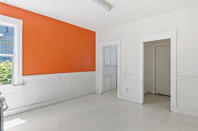 3202 Shattuck Ave, Berkeley, CA 94705