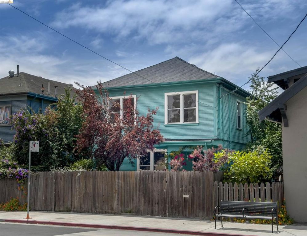 3202 Shattuck Ave, Berkeley, CA 94705
