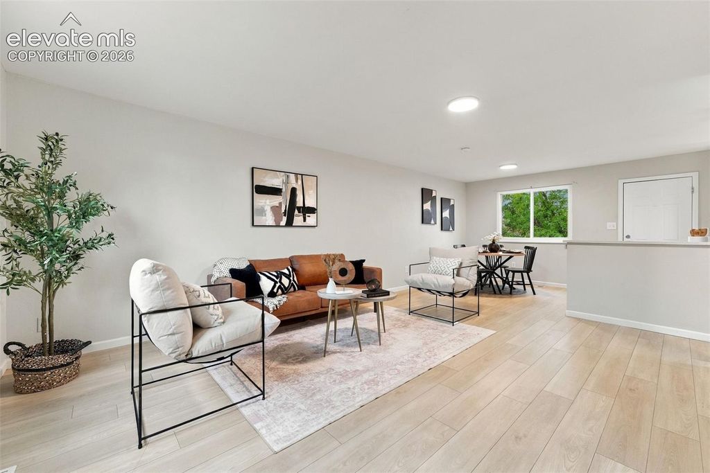 1043 W Nolte Drive, Colorado Springs, CO 80916 — photo 2