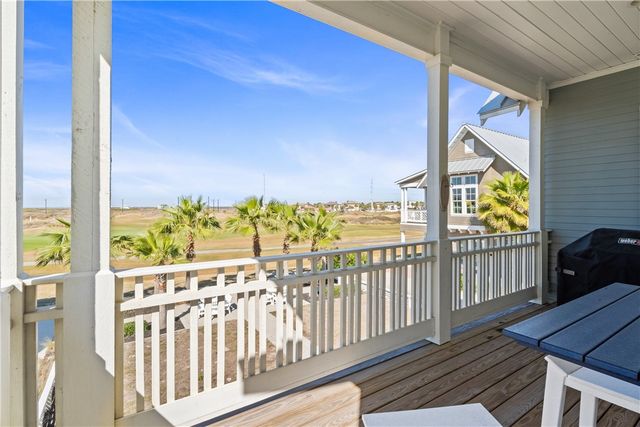 200 Sunset Ave, Port Aransas, TX 78373