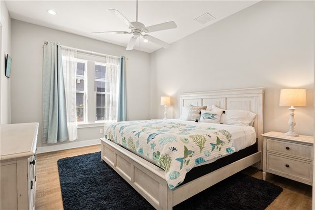 200 Sunset Ave, Port Aransas, TX 78373