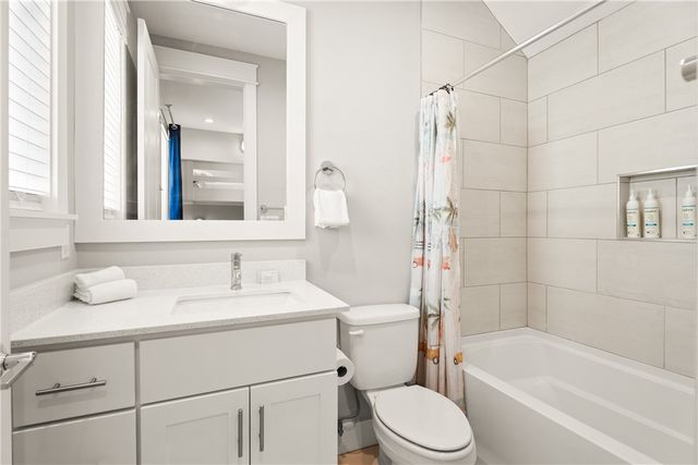 200 Sunset Ave, Port Aransas, TX 78373