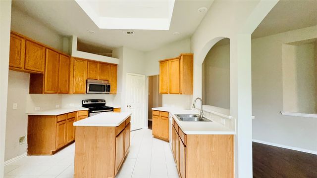 536 Pinnacle Drive, Cedar Hill, TX 75104