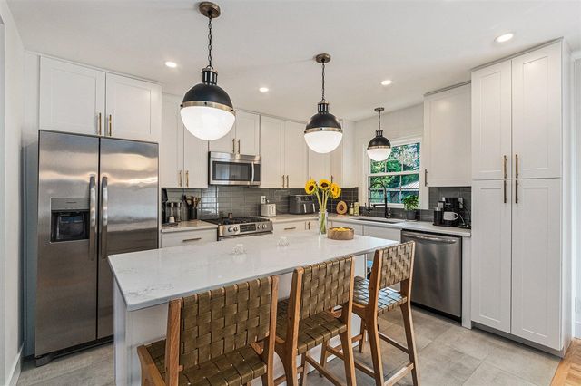 819 W Michigan Street, New Buffalo, MI 49117