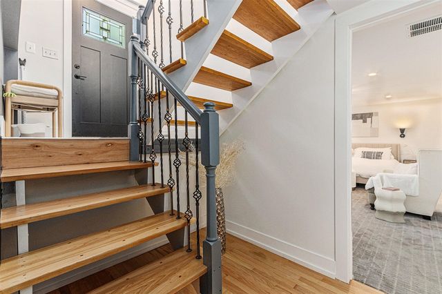 819 W Michigan Street, New Buffalo, MI 49117