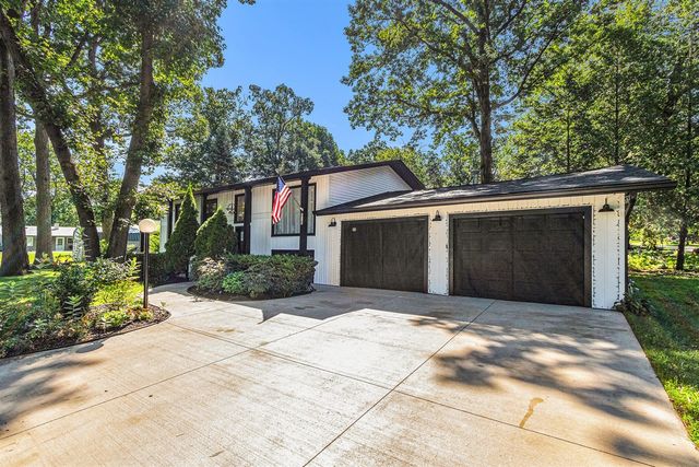 819 W Michigan Street, New Buffalo, MI 49117